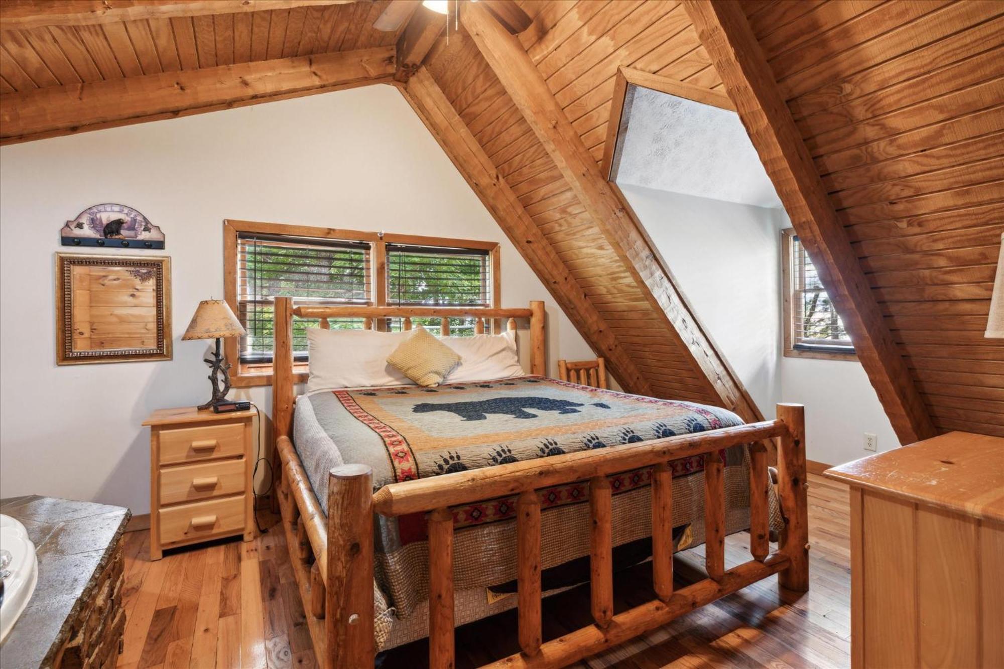 A Charming Cabin, Pool, Firepit, Hot Tub-Jacuzzi جاتلينبرج المظهر الخارجي الصورة