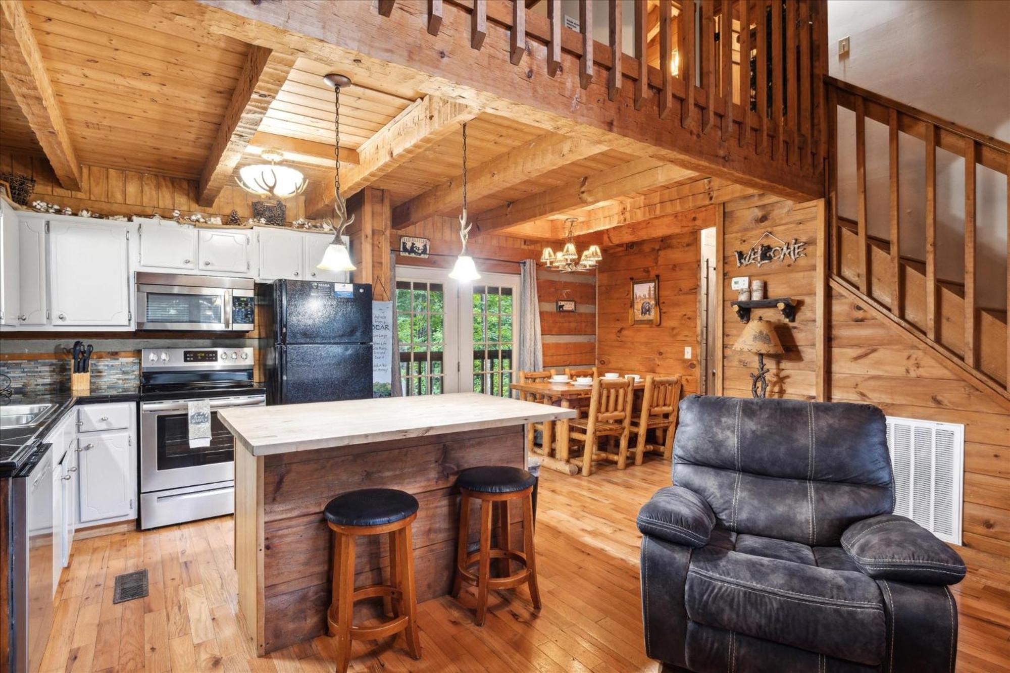 A Charming Cabin, Pool, Firepit, Hot Tub-Jacuzzi جاتلينبرج المظهر الخارجي الصورة