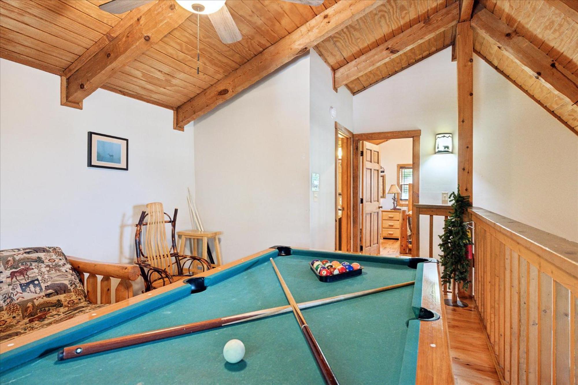 A Charming Cabin, Pool, Firepit, Hot Tub-Jacuzzi جاتلينبرج المظهر الخارجي الصورة
