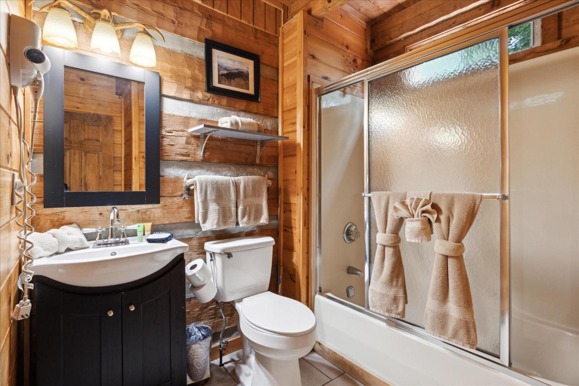 A Charming Cabin, Pool, Firepit, Hot Tub-Jacuzzi جاتلينبرج المظهر الخارجي الصورة