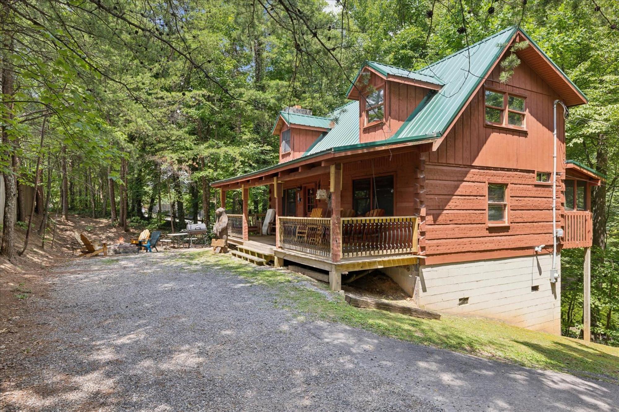 A Charming Cabin, Pool, Firepit, Hot Tub-Jacuzzi جاتلينبرج المظهر الخارجي الصورة